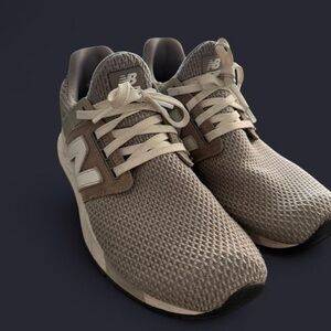 New Balance Men's Beige and Off-White Sneakers